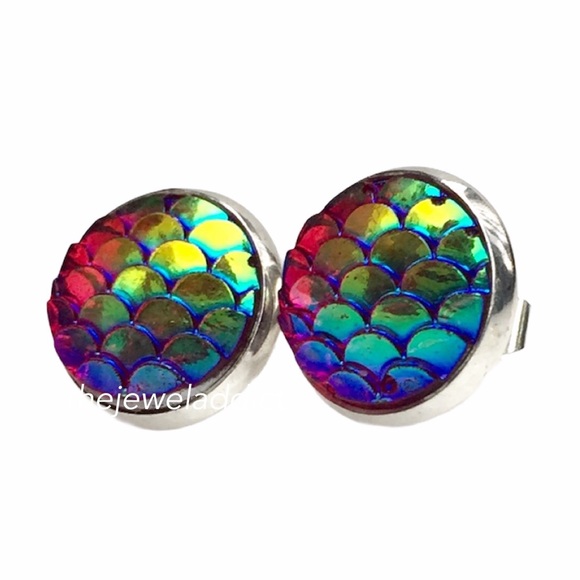 3 for 15🎀Ruby rainbow mermaid scale studs - Picture 2 of 7